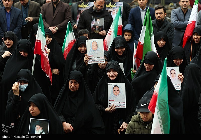 پانزدهمین شب اقتدار؛ تجدید بیعت حماسی مردم سمنان با ولایت