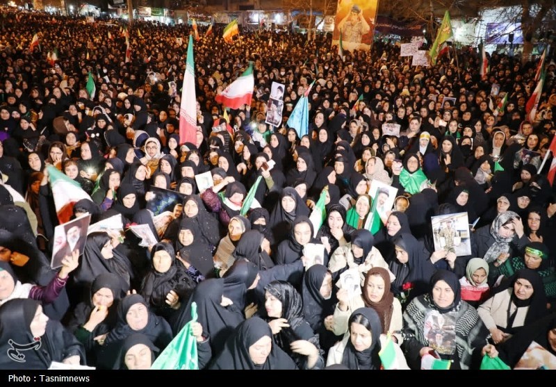 یاسوج به خروش آمد؛ مردم با تشییع 2 شهید فریاد بیعت سر دادند+تصاویر اخبار یاسوج , شهید امام خامنه ای (ره) ,