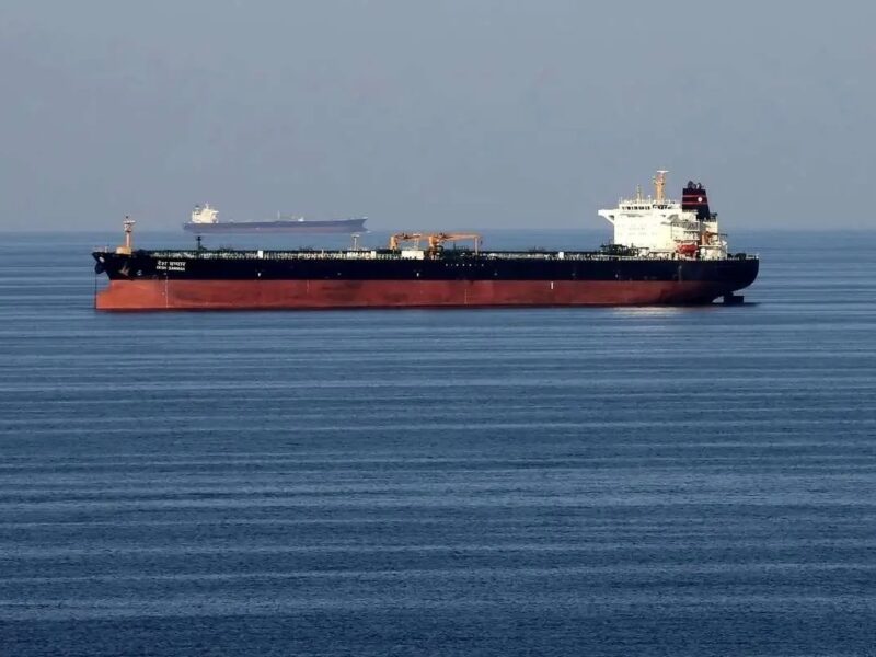 یک نفتکش کویتی در دبی هدف قرار گرفت