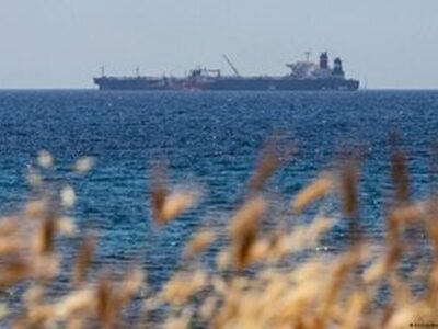 آسوشیتدپرس: درصورت محاصره بنادر ایران؛ یمن بابالمندب را خواهد بست