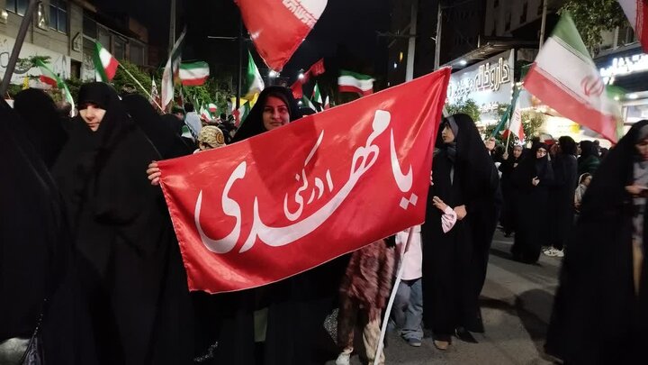 اجتماع پرشور مردم بابل در شب پنجاه و چهارم