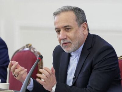 ادعای جنجالی یک خبرنگار از سفر یک روزه عراقچی به پاکستان/ مذاکرات ایران و آمریکا از سرگرفته شد؟