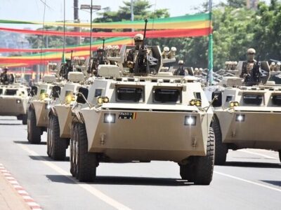 ارتش مالی: عملیات تعقیب شبه‌نظامیان در مناطق مختلف ادامه دارد