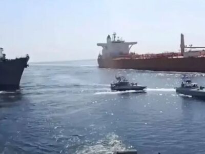 افتخار کردن ترامپ به پیروزی ناوشکن آمریکایی دربرابر کشتی تجاری ایرانی/ ادعایی عجیب درمورد درگیری در تنگه هرمز