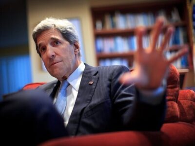 افشاگری جان کری درباره جنگ ایران/سه رئیس‌جمهور آمریکا با حمله به تهران مخالفت کردند