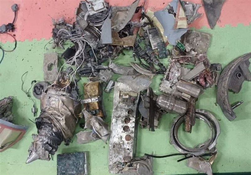 انهدام موشک کروز«جی اس اس ام» در بویین زهرا + تصویر