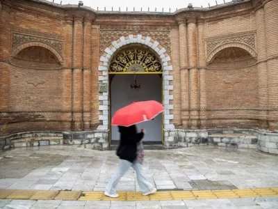 بارش باران بهاری در حافظیه و سعدیه شیراز+ عکس