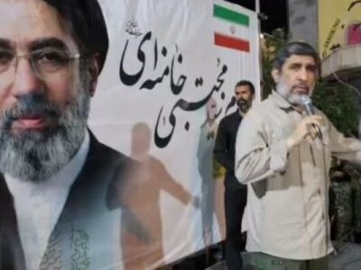 تجمع شبانه مردم خورموج با حضور حاج مهدی سلحشور