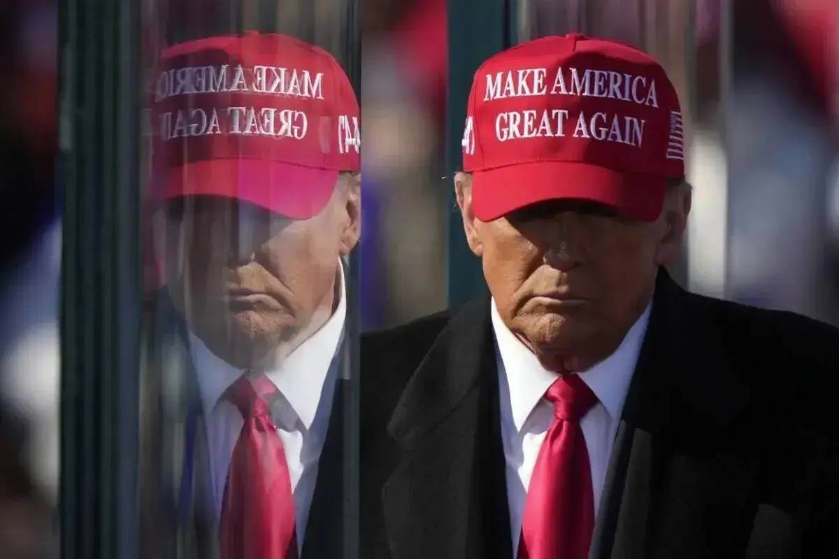 ترامپ خبر بازگشایی تنگه هرمز را رسماً اعلام کرد+ عکس