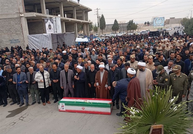 تشییع پیکر مطهر سرباز وطن، شهید «یاسر صفری» در شهریار شهریار , جنگ آمریکا و رژیم صهیونیستی علیه ایران , شهید , سربازی ,