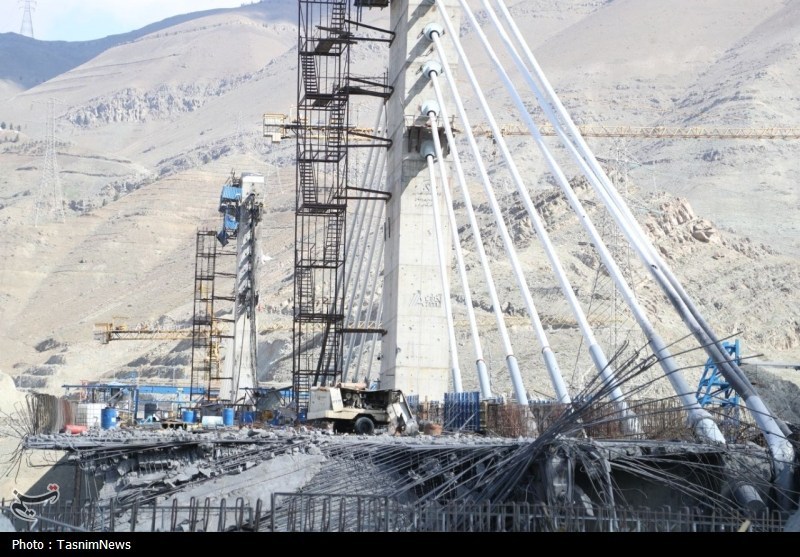 تصاویر پل B1 کرج پس از حمله آمریکایی ـ صهیونی