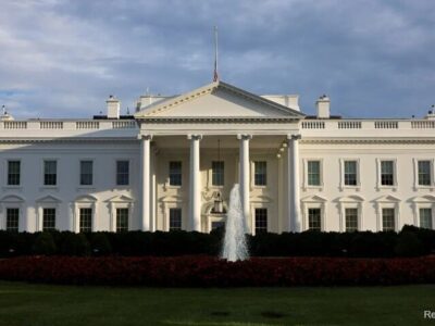 تلاش برای ورود به کاخ سفید ناکام ماند/یک نفر بازداشت شد