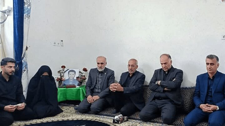 تکریم خانواده شهدای دستگاه قضایی افتخار قوه قضائیه است