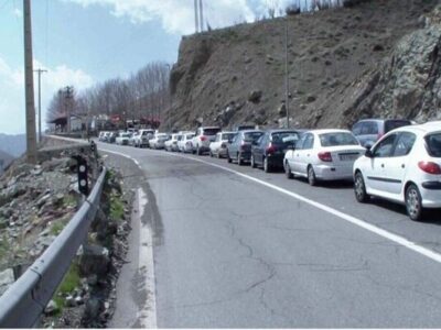 جاده چالوس یکطرفه شد؛ ترافیک نیمه‌سنگین در هراز