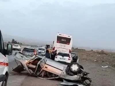 جزئیات حادثه مرگبار در قزوین/ واژگونی ماکسیما جان راننده سهل‌انگارش را گرفت