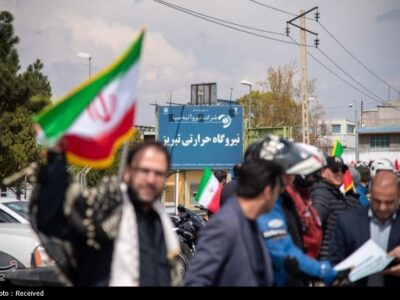 جوانان تبریز سپر نیروگاه حرارتی در تهاجم صهیونی آمریکایی به زیرساخت‌ها