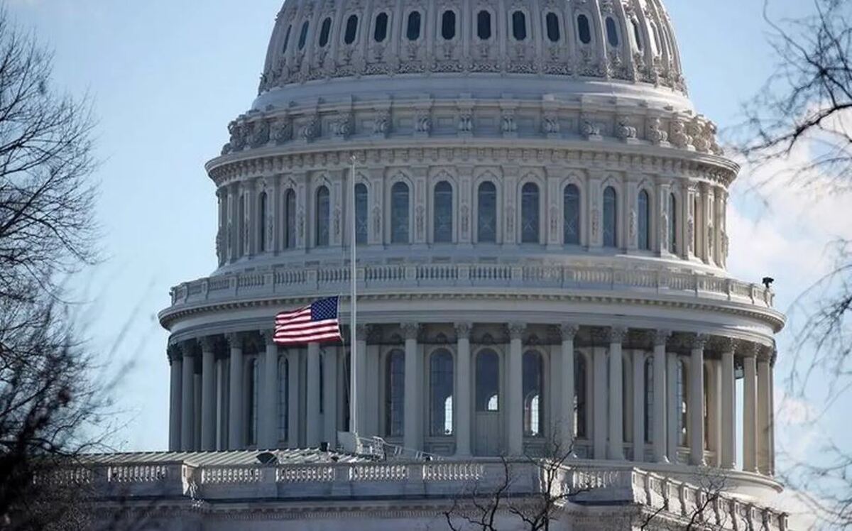 حادثه امنیتی در کاخ سفید/ بازداشت یک نفر در محوطه اصلی