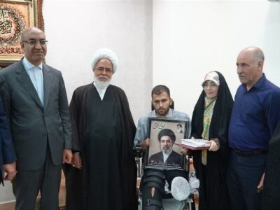 حسین محمدی قهرمانی که با قطع دو دست و دو پا لرزه بر تن استکبار انداخت