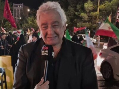 حضور محمدرضا طالقانی در جمع تجمع شبانه مردم قم