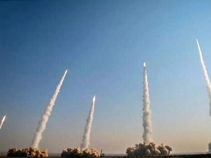 حملات موشکی صبحگاهی ایران و حزب الله به اراضی اشغالی/ آژیر خطر در حیفا به صدا در آمد