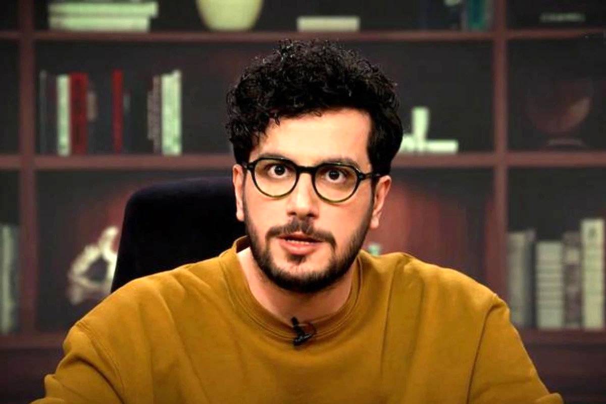 حمله غافلگیرکننده فرهیختگان به امیرحسین قیاسی