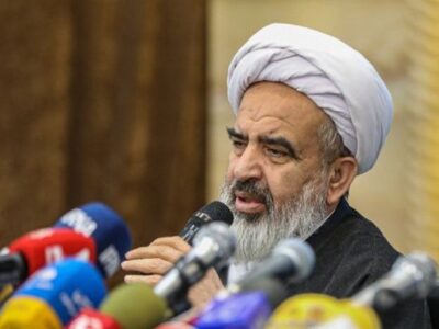 خدمات سپاه برای نظام و مردم چند بعدی است