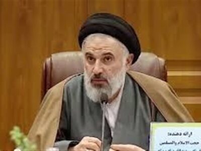 درس اخلاق آیت‌الله یزدان‌پناه در اجتماعات خیابانی برگزار می‌شود