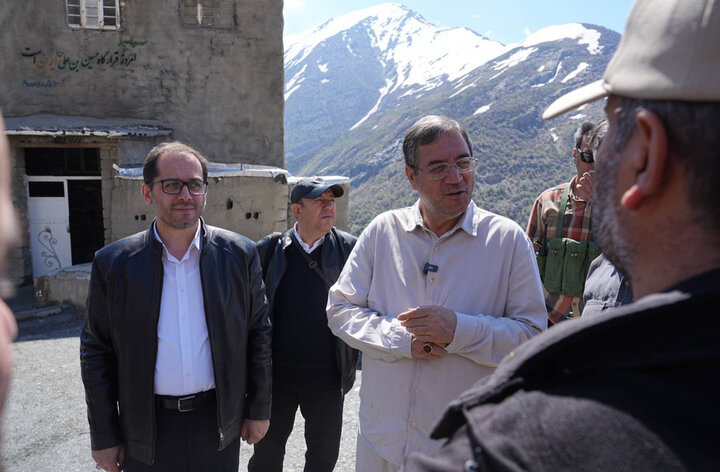 رحمانی: امنیت مرزها مدیون ایثار رزمندگان در سخت‌ترین شرایط اقلیمی است