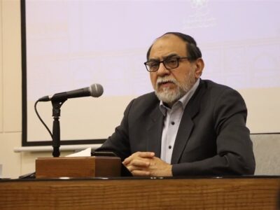 رحیم‌پور ازغدی: مدیریت اقتصاد جهان در دستان ایران است