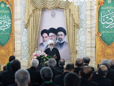 رمز عبور از گردنه‌های سخت، اتحاد و تبعیت از رهبری است