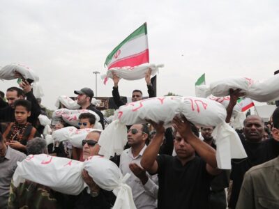 روزی که میناب کربلا شد؛ روایت مادری که محمدش را از میان آوار پیدا کرد