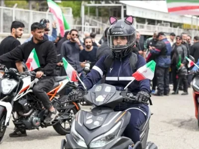 رژه زنان موتورسوار در میدان آزادی+ عکس