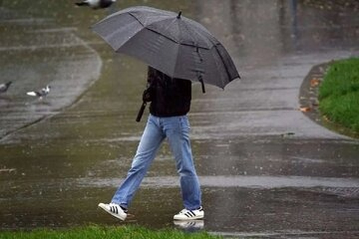 رگبار و رعدوبرق در این استان‌ها / پیش‌بینی وضع هوا طی روزهای آینده اعلام شد