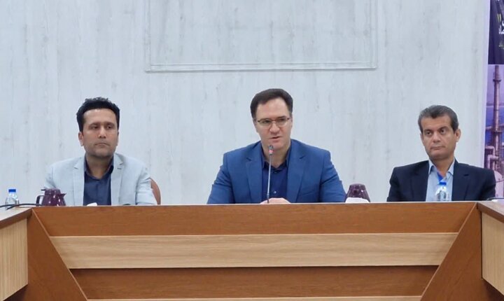 سلیمانی: تنگستان تبدیل به قطب تولید و اشتغال استان می شود