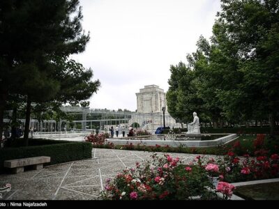 سند مالکیت آرامگاه فردوسی پس از 60 سال صادر شد