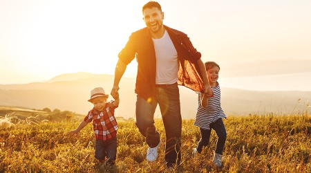 فرزند پروری,آثار روحی روانی فرزند پروری,متن در مورد فرزند پروری