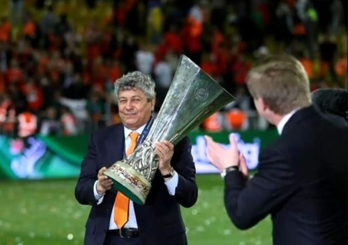 شوک به جهان فوتبال/ سرمربی افسانه‌ای به کما رفت