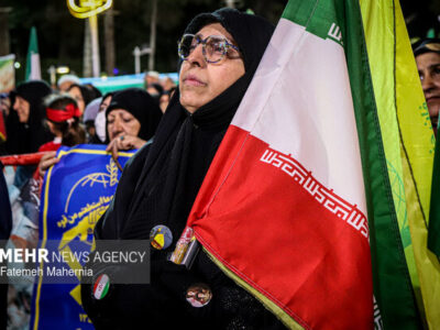 مردم اسفرورین فریاد زدند؛ پشتیبانی از وطن تا پای جان