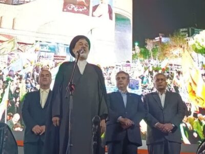 مشاور رئیس‌جمهور: تندرو و کندرو نداریم؛ همه در مسیر انقلاب متحدیم