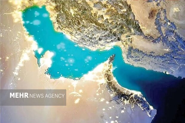 نویسنده آمریکایی: تنگه هرمز محدودیت‌های واشنگتن را برملا کرد