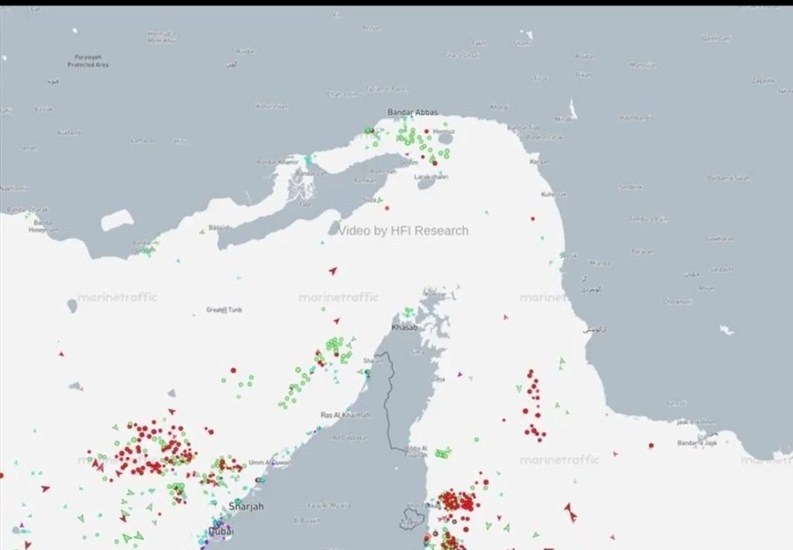 نیکزاد: کنترل “تنگه هرمز” را سپاه و ارتش در اختیار دارند نه آمریکا