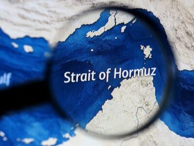 هر کشوری ایران را تحریم کند اجازه عبور از تنگه را ندارد