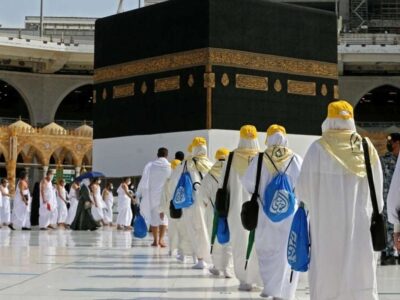 ورود اولین کاروان حج ۱۴۰۵ به مدینه