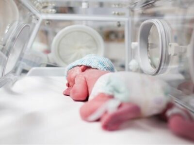 پرستار ناجی: وظیفه ام را انجام دادم و سه امانتی را به مادرانشان رساندم