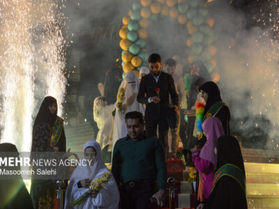 پیوند انقلابی در دسته همبستگی مردم شیراز