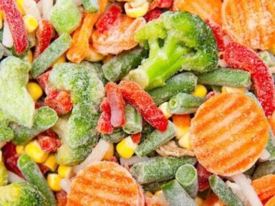 کدام مواد غذایی را نباید در فریزر گذاشت؟