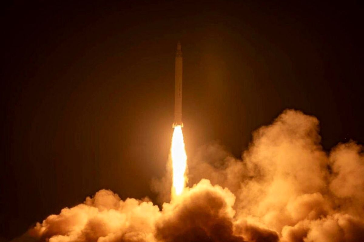 آمار رسمی امارات از حملات موشکی و پهپادی/ ۵۵۱ موشک بالستیک شلیک شد