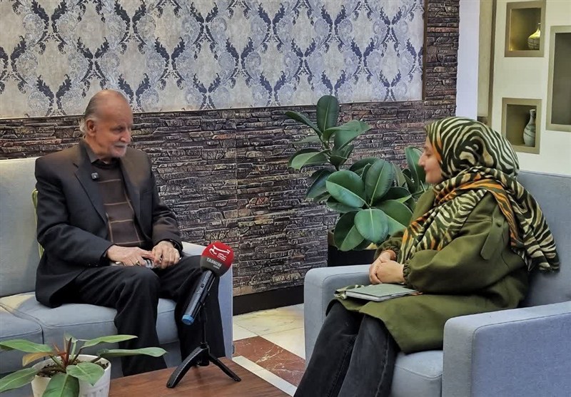 از رزمگاه نظم تا قلمروِ کلمات؛روایت کسی که حافظ تاریخ شفاهی همدان شد