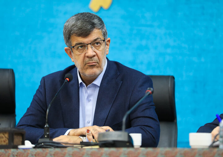 استاندار یزد: اصلاح نظام جذب و پرداخت نیرو برای بهبود خدمات ضروری است