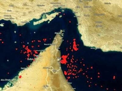 افزایش دامنه نفوذ ایران در تنگه هرمز/ بلومبرگ: کشتی‌ها از تنگه فاصله گرفتند